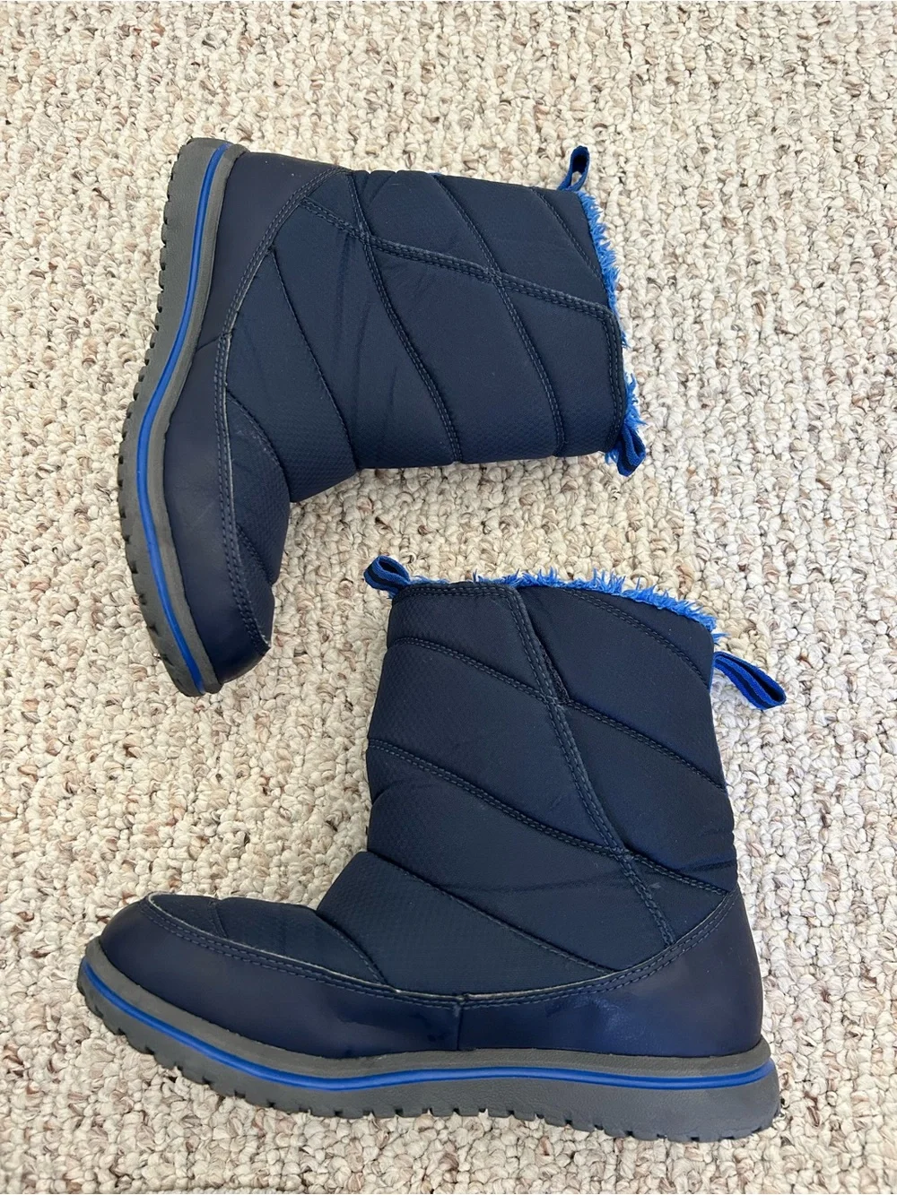 L.L. Bean Kids Size 3 Ultralight Snow Boots Navy Blue Waterproof Insulated
